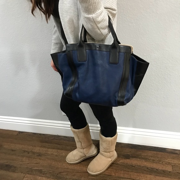 Chloe Alison Tote , Medium - Picture 2 of 8